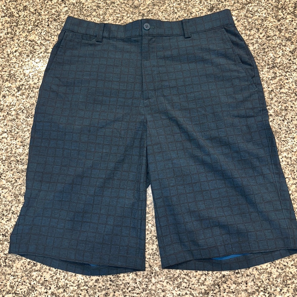 Nike golf shorts